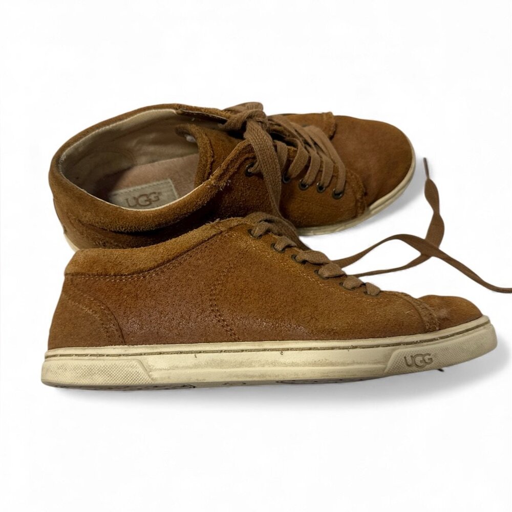 UGG Sneakers Suede Brown 6.5 Casual Comfy Streetwear Urban Fall Everyday Nubuck